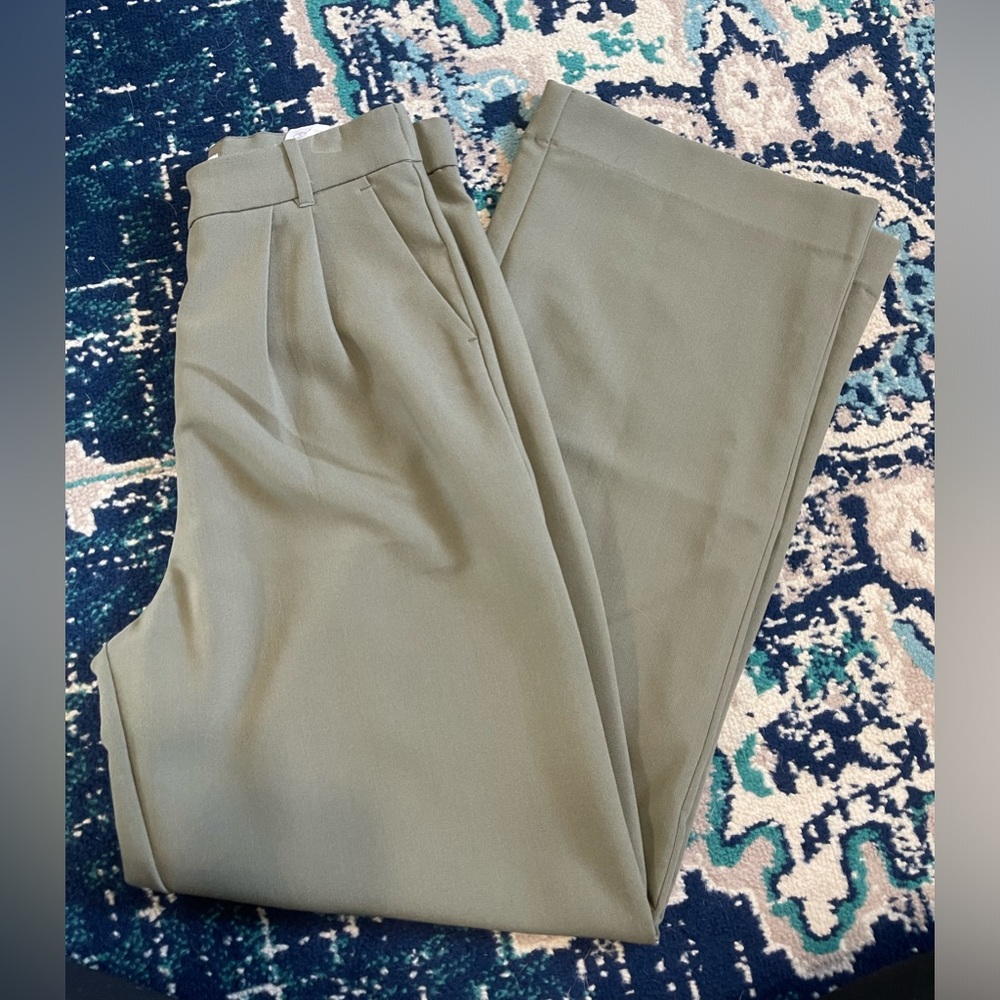 Abercrombie and Fitch pleated pants